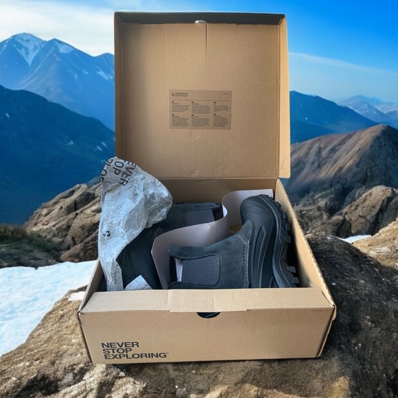 THE NORTH FACE Men’s Chilkat IV Pull-On Gray/Black Waterproof Heat Seeker Boots - Picture 10 of 12